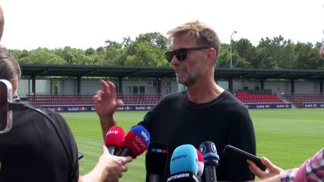 Jürgen Klopp nimmt sich Paris Saint-Germain als ein Vorbild für den Fußball, den RB Leipzig spielen möchte. Dabei lässt Klopp mit einer Aussage zu Ousmane Dembélé aufhorchen.