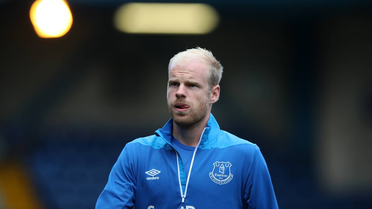Platz 1 - DAVY KLAASSEN (Everton): Der talentierte Mittelfeldstratege aus der Kaderschmiede von Ajax Amsterdam wechselte 2017 für 27 Millionen Euro nach Everton. Dort kam er nur selten zum Zug. Im Sommer 2018 entschied er sich für den Abgang aus England, Bremen zahlte 13,5 Millionen Euro für den Niederländer. VERLUST: 13,5 Millionen Euro