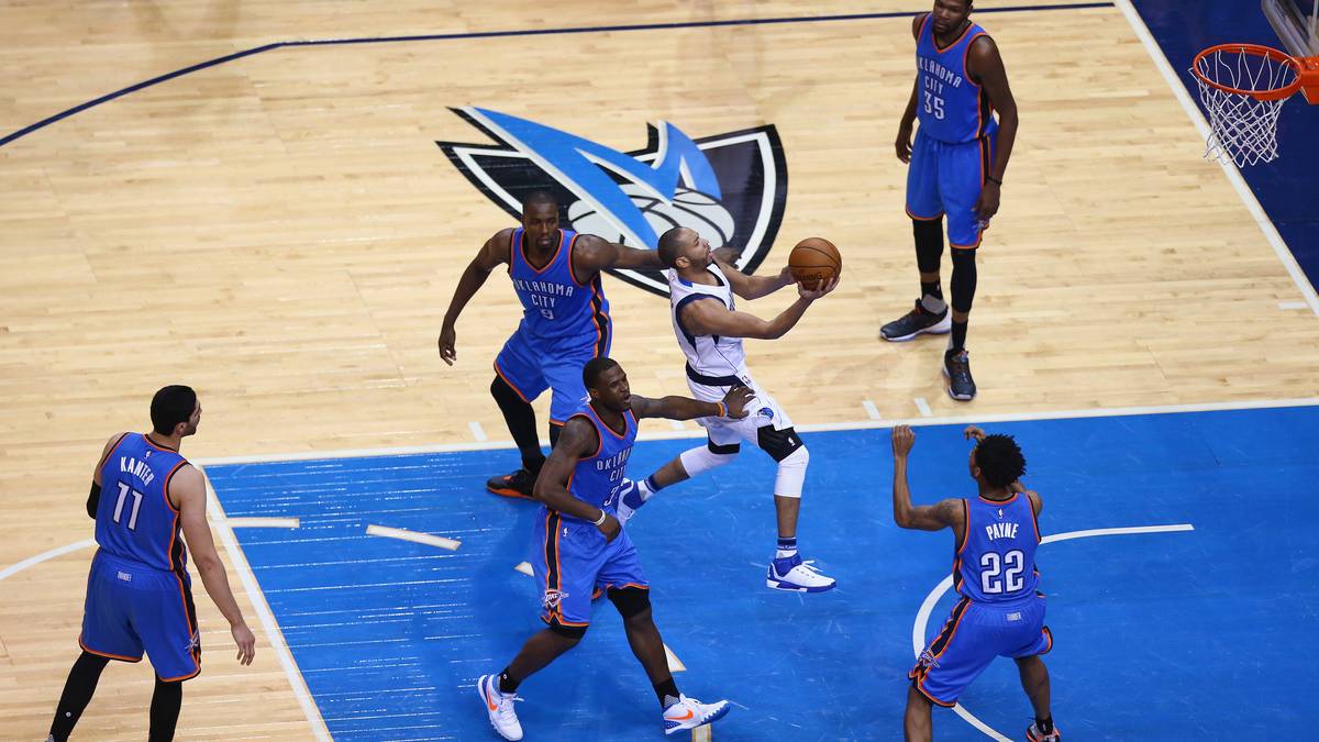 In der Schlussphase machen die Mavs ihren Rückstand auf OKC wett und können mit dem letzten Wurf immerhin die Verlängerung erzwingen