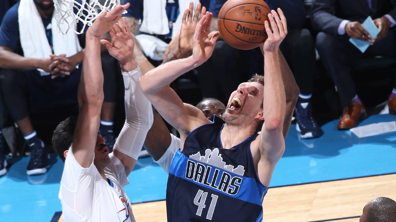 Mavs zum Auftakt historisch vermöbelt