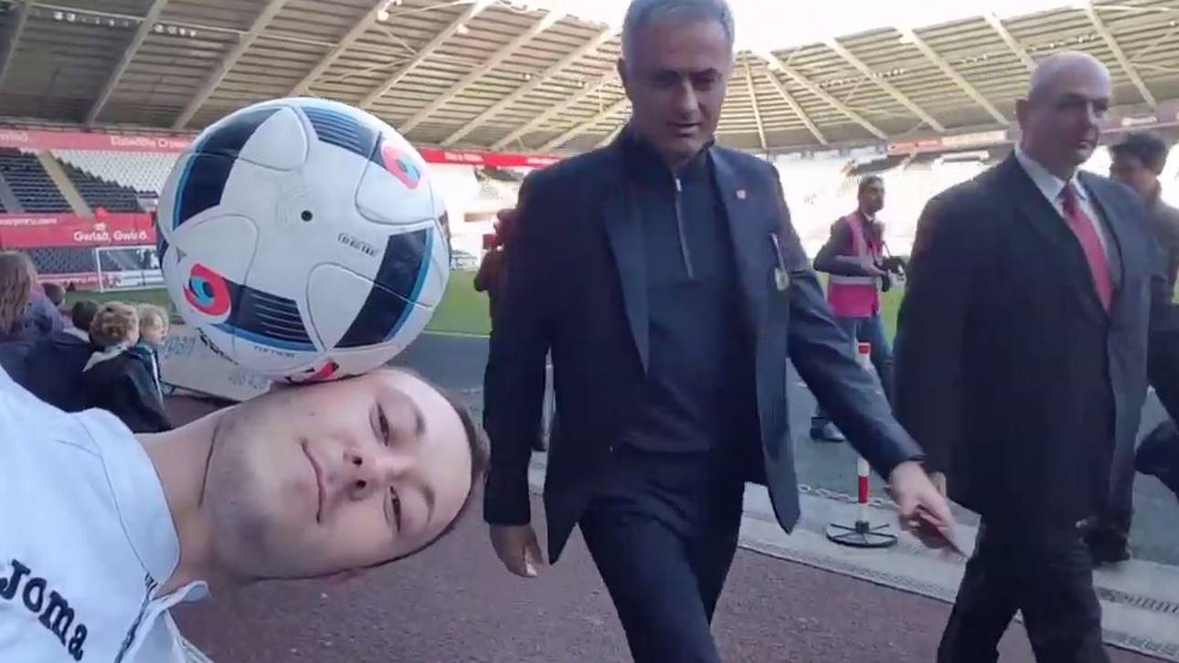Mourinho crasht Freestyle-Show