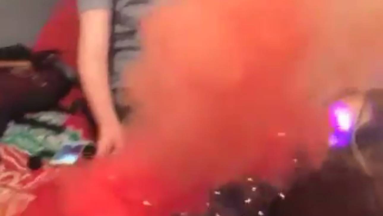 Nach FIFA-Tor: Bengalo im Zimmer