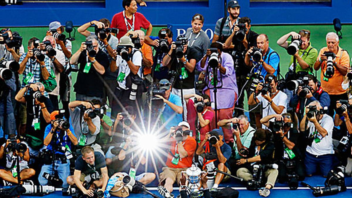 Das Blitzlichtgewitter erreicht auch deshalb ein ganz neues Level. New York macht Party