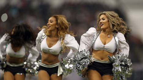 Houston Texans v Oakland Raiders