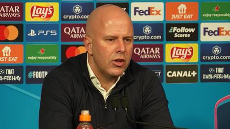 Liverpool-Coach Arne Slot gesteht nach dem 1:0-Sieg im Hinspiel des Champions-League-Achtelfinals gegen PSG, dass die Reds das nötige Glück hatten. Besonders Torhüter Alisson wird für seine Paraden hervorgehoben.