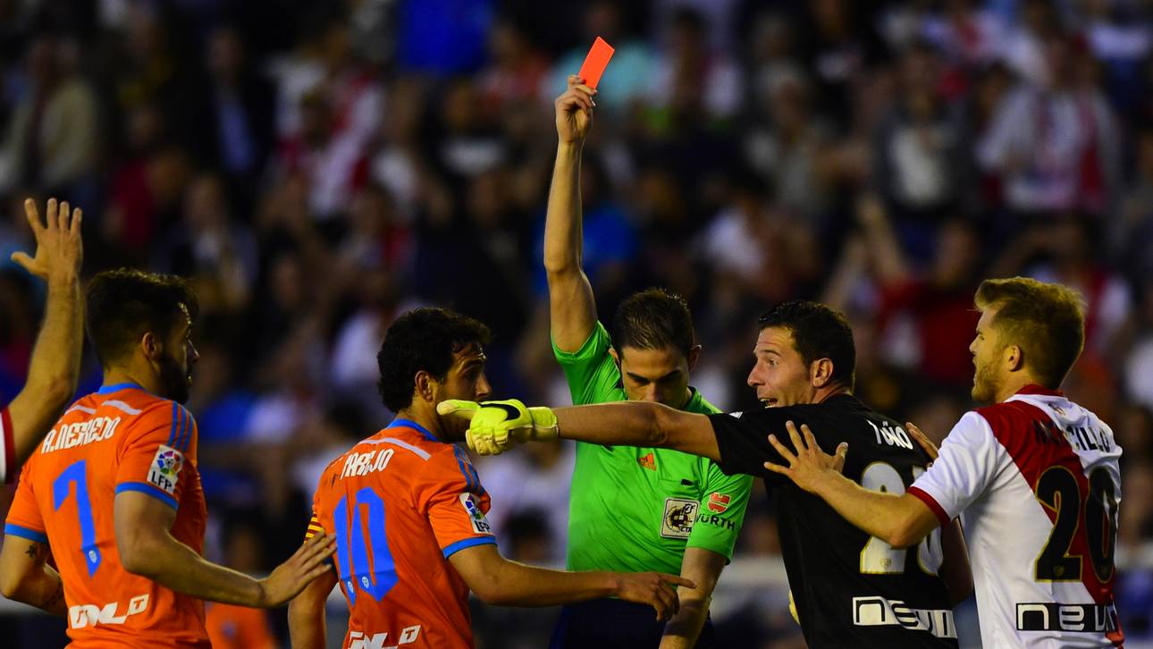 Mustafi mit Valencia nur Remis