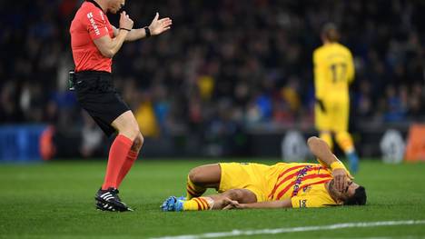 Luis Suárez fehlt dem FC Barcelona monatelang
