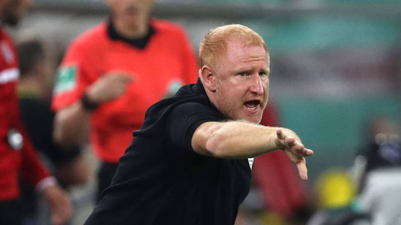 Ex-Bayer Vogel Trainer in Gladbach