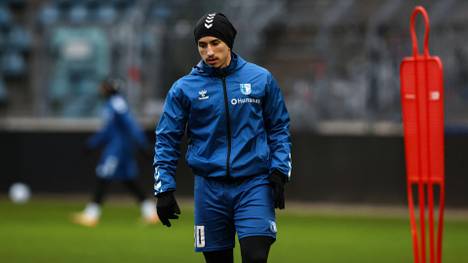 Jason Ceka im Training der Magdeburger