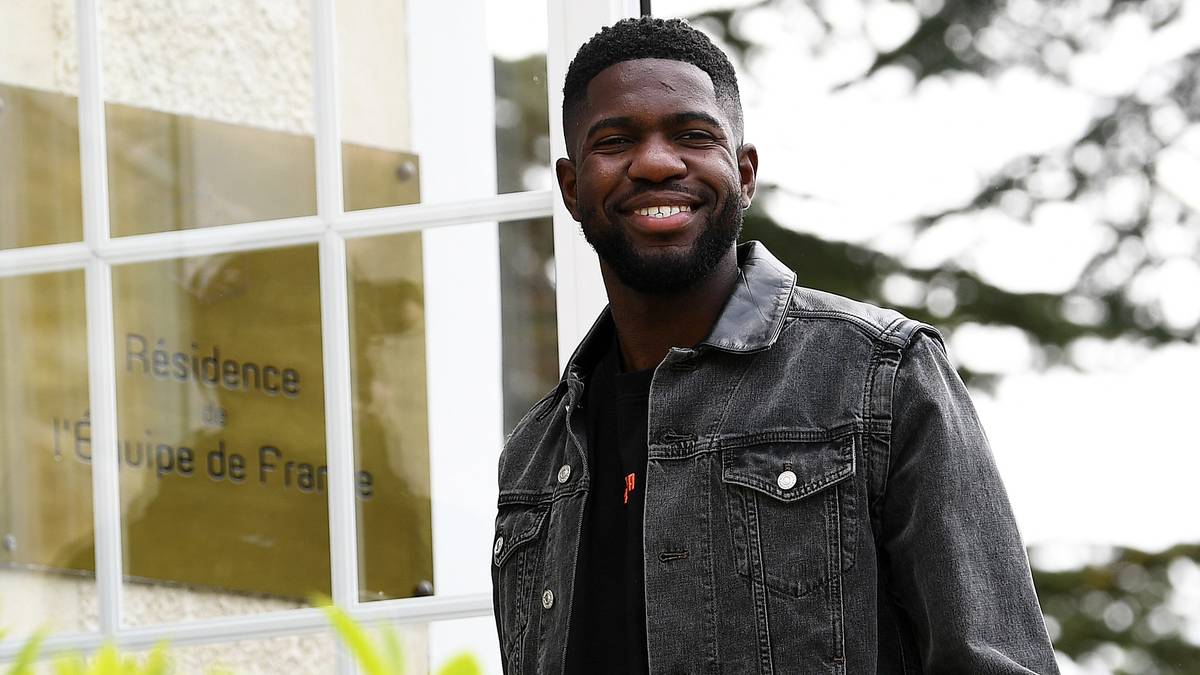 SAMUEL UMTITI: Im April tauchen die Nachricht auf, der FC Bayern habe nach Pavard und Hernández noch einen weiteren Weltmeister an der Angel. Quelle des Gerüchts war allerdings das äußerst unseriöse Portal "Don Balon"
