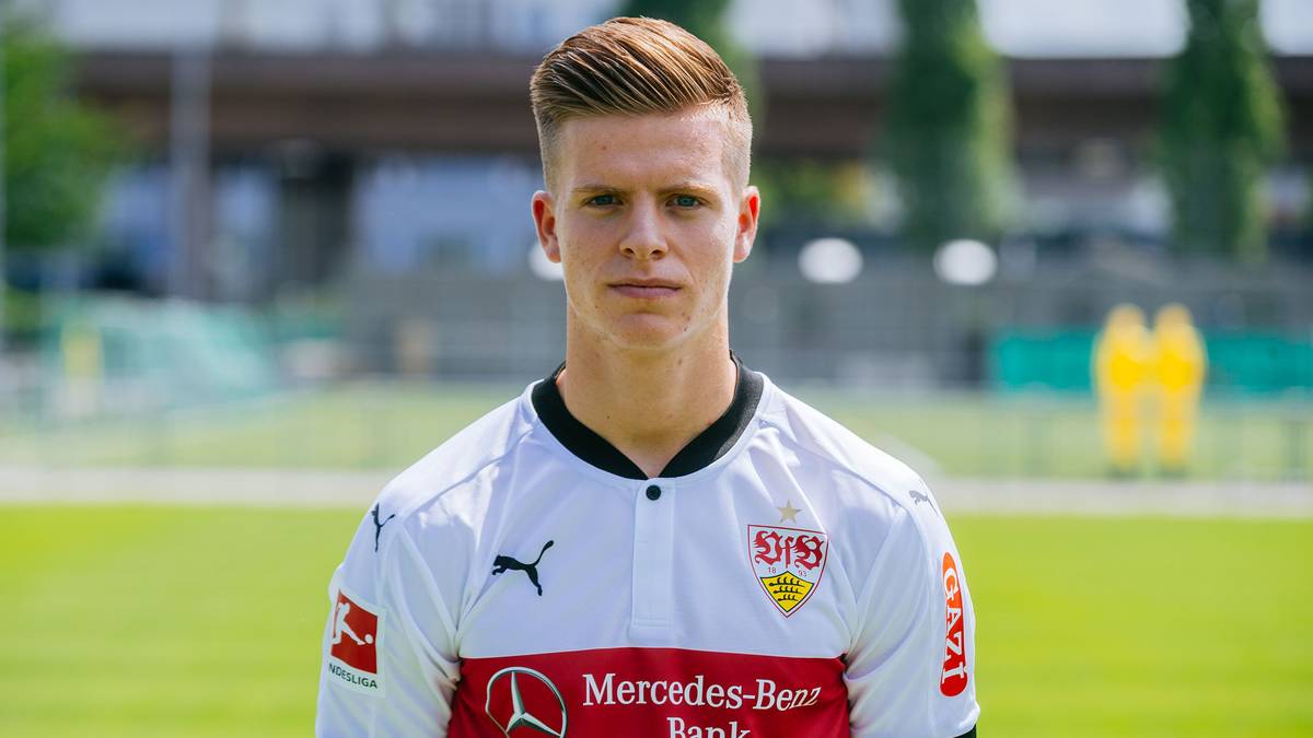 MITTELFELD: Für Dzenic Burnic endete die Leihe vom BVB zum Saisonwechsel, er kehrte nach Dortmund zurück. Der 20-Jährige machte nur sechs Spiele für die Stuttgarter, sein letztes im Januar. Wird die Vorbereitung beim BVB mitmachen