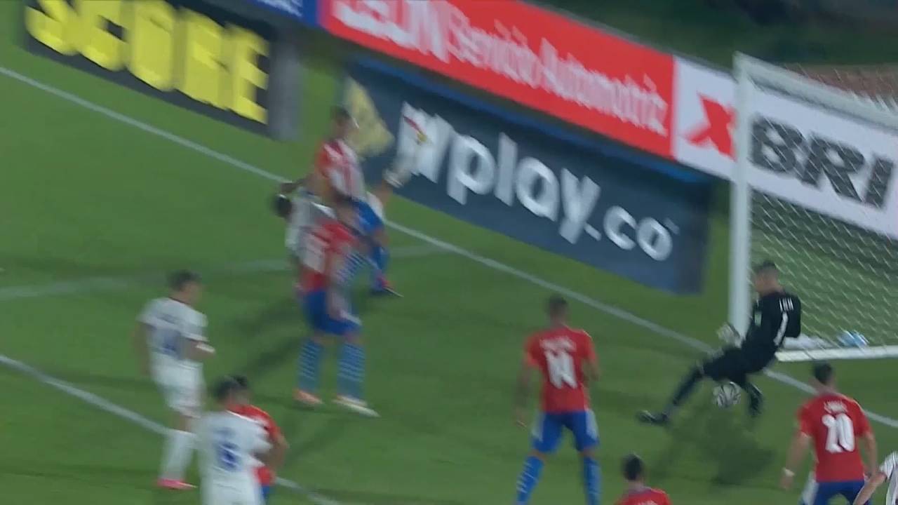 WM-Qualifikation: Paraguay - Chile: Slapstick-Eigentor bringt Chile auf Kurs