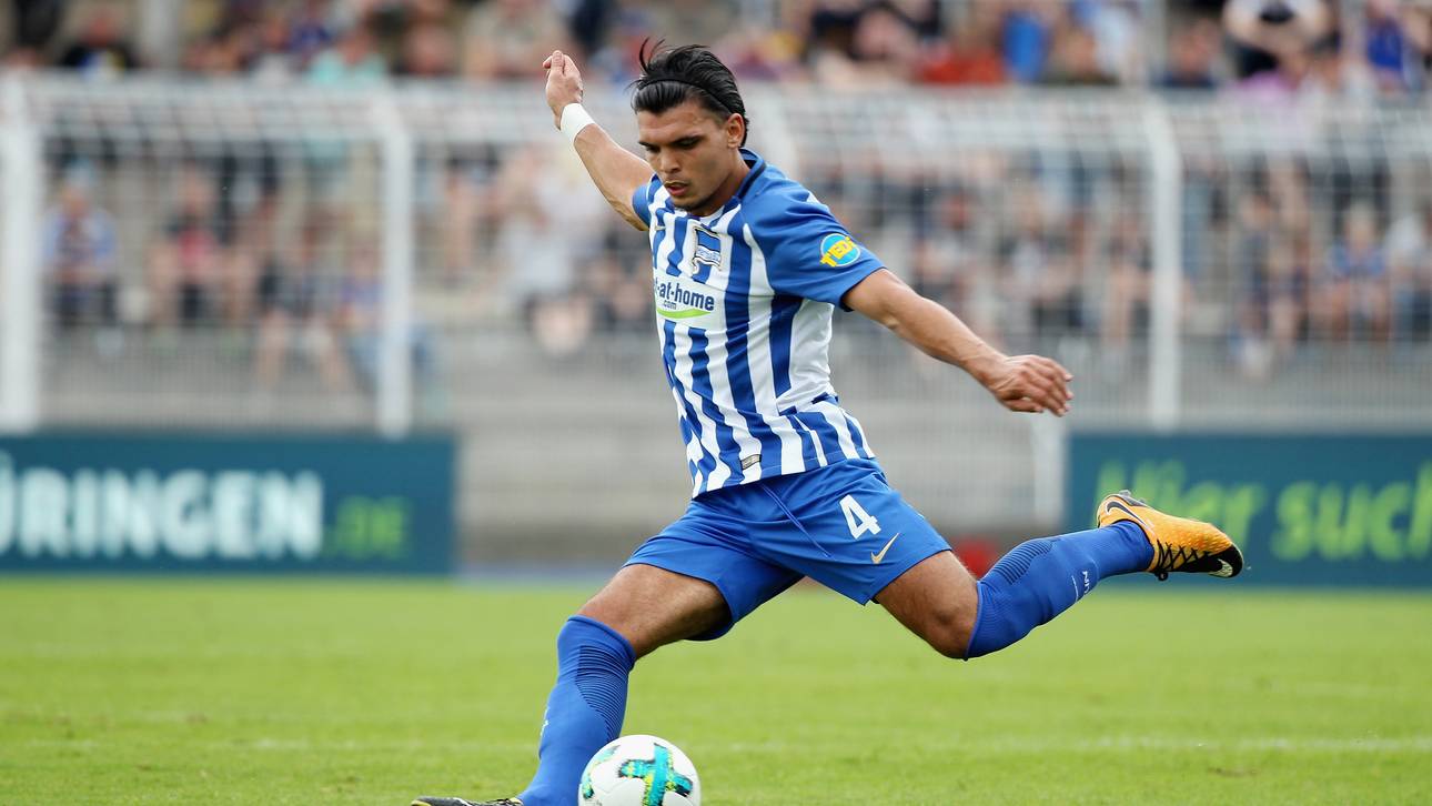 Hertha siegt trotz Rot zu elft