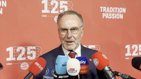 Auf SPORT1-Nachfrage erklärt Karl-Heinz Rummenigge, wie er für die Deckelung von Spielergehälter im Profifußball sorgen will.