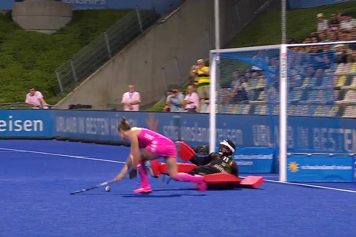Die deutschen Hockey-Frauen versetzen das Publikum bei der Heim-EM in Ekstase. Ein dramatischer Halbfinal-Sieg im Penaltyschießen gegen Belgien lässt die Danas nun von Gold träumen. 