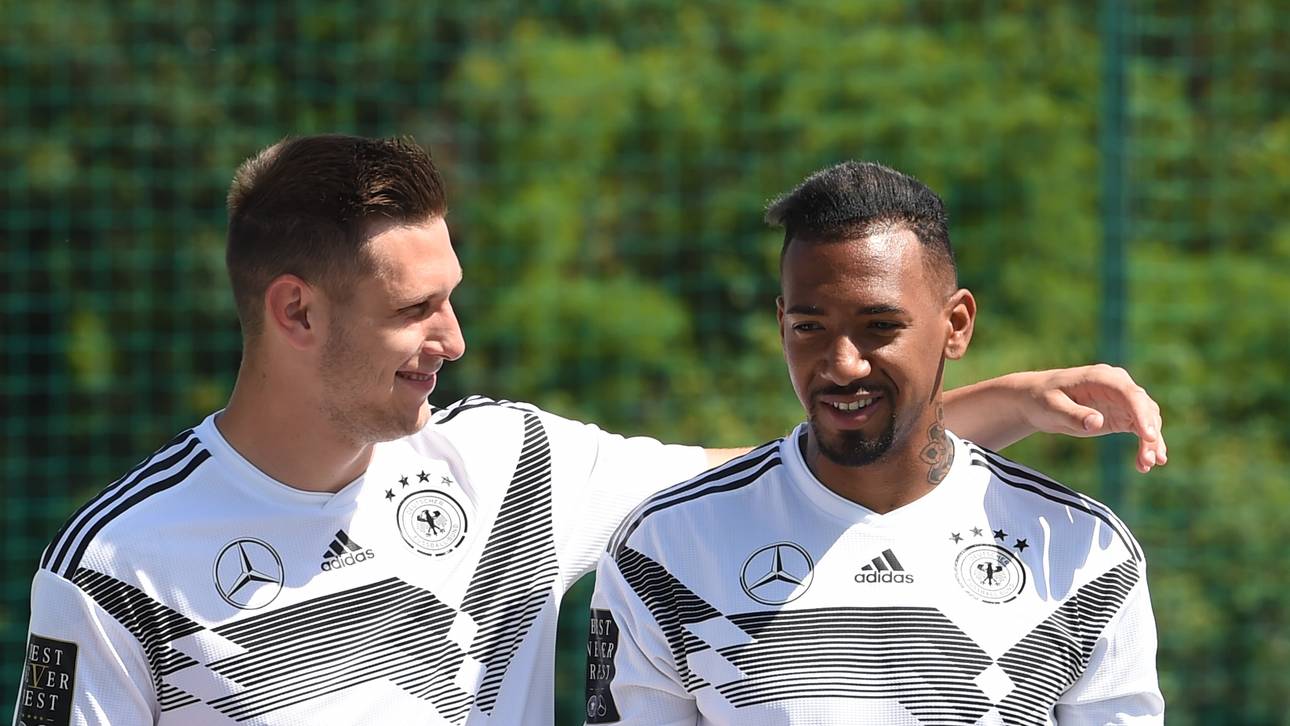 Niklas Süle (l.) wird Jerome Boateng wohl in der Innenverteidigung ersetzen