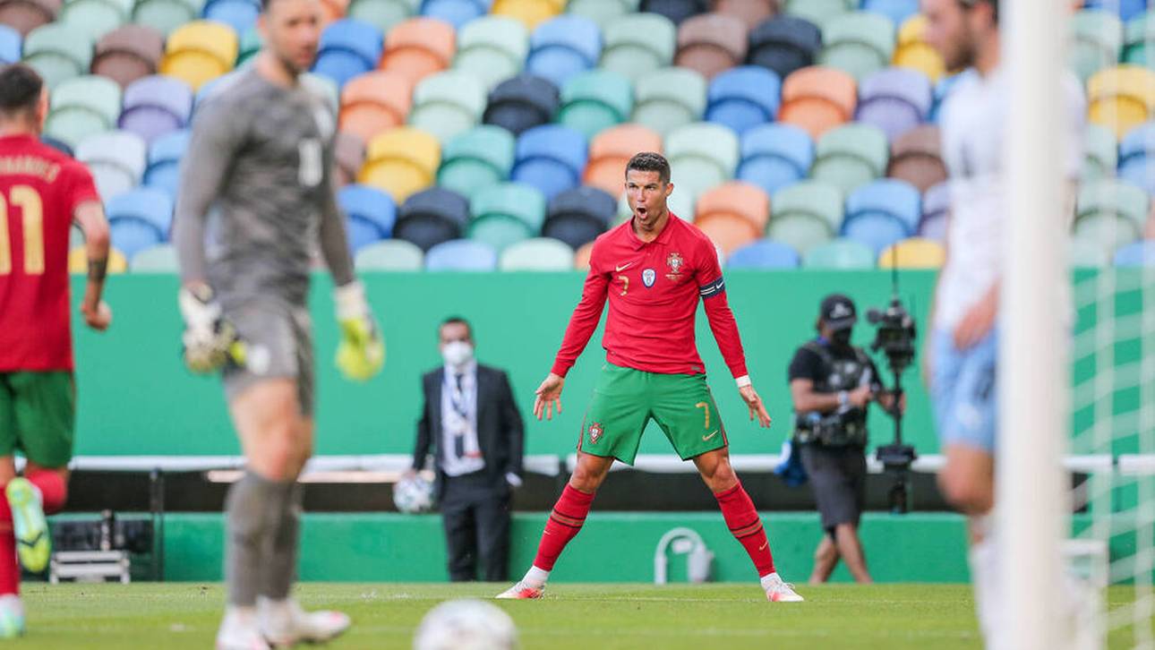 CR7 mit Peinlich-Freistoß und Tor