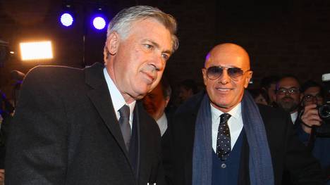 Carlo Ancelotti (l.) mit seinem Lehrmeister Arrigo Sacchi (r.)