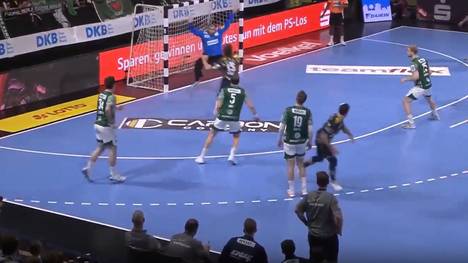 Die Highlights der Partie Füchse Berlin - Rhein-Neckar Löwen aus der Handball-Bundesliga im Video.