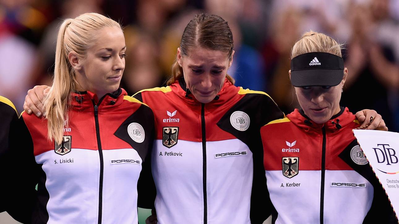 Fed Cup 2015 - Deutschland Australien, Andrea Petkovic weint
