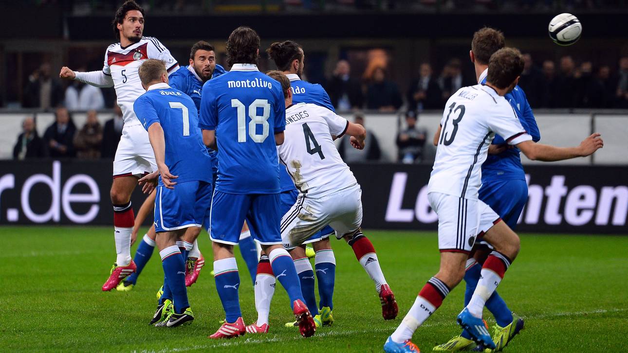 DFB-Team startet mit 2 Klassikern