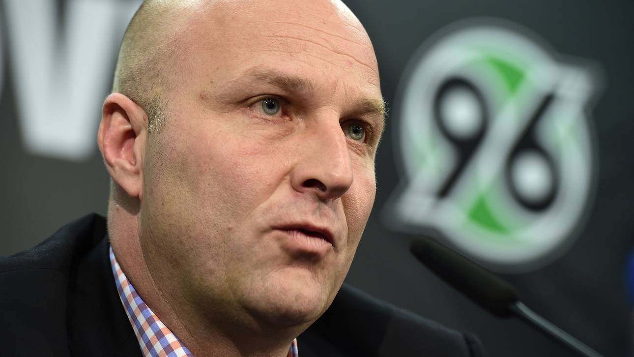 Dufner schmeißt bei 96 hin