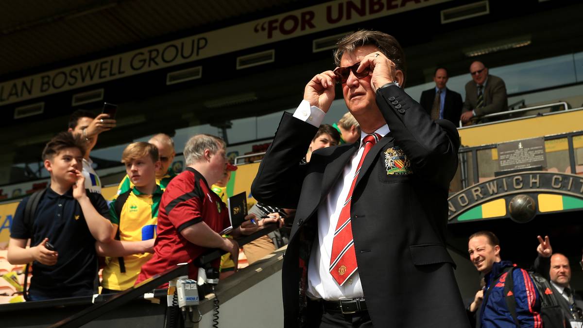 LOUIS VAN GAAL: Tja, warum eigentlich nicht? Mit der Bundesliga vertraut und nach dem Scheitern bei Manchester United womöglich gewillt, bei einem ambitionierten Klub neu durchzustarten. Ob der eigenwillige van Gaal und der Werksklub allerdings zusammenpassen, bliebe abzuwarten