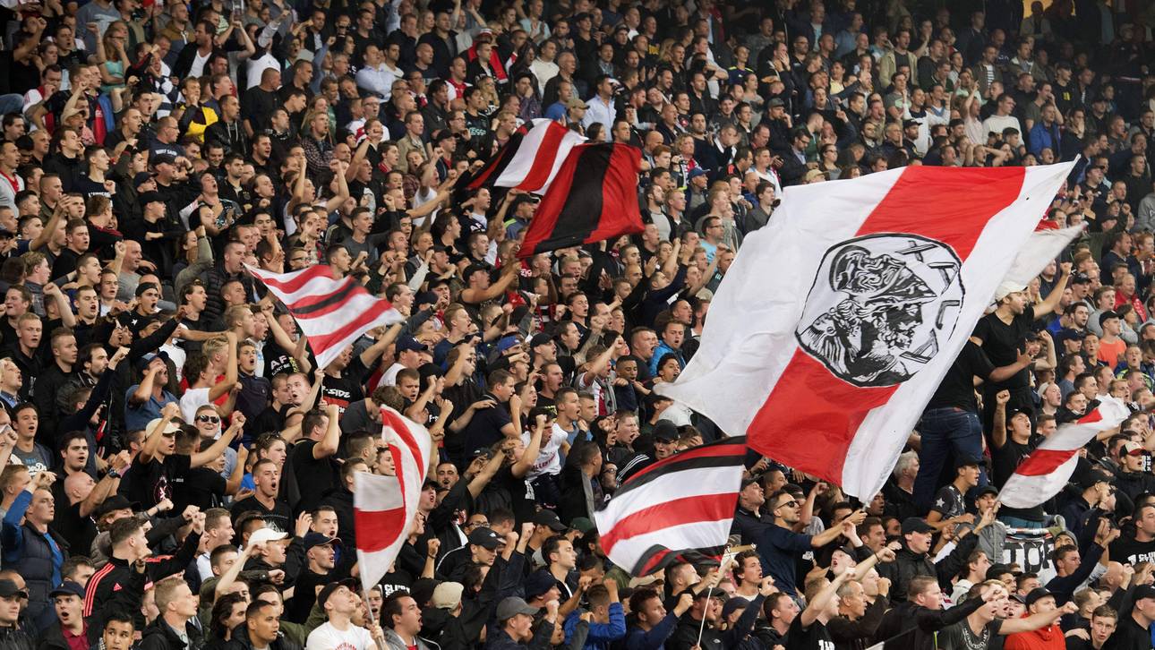 Ajax-Fans müssen nach Deutschland