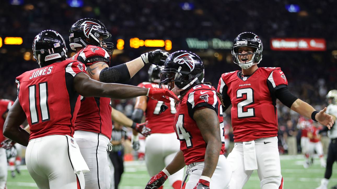 Große Geste vor Falcons-Feuerwerk