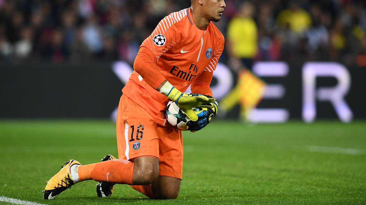 PLATZ 14: ALPHONSE AEROLA (Paris Saint-Germain): Der französische Torwart mit philippinischen Wurzeln hat seit Saisonbeginn Kevin Trapp als Nummer 1 abgelöst. Weil Aerola bislang stabil hält, hat PSG-Trainer Unay Emery keinen Anlass, den deutschen Nationalkeeper spielen zu lassen