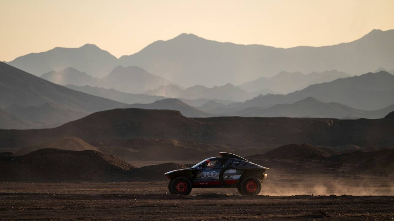Rallye Dakar: Audi-Fahrer Ekström gewinnt Prolog