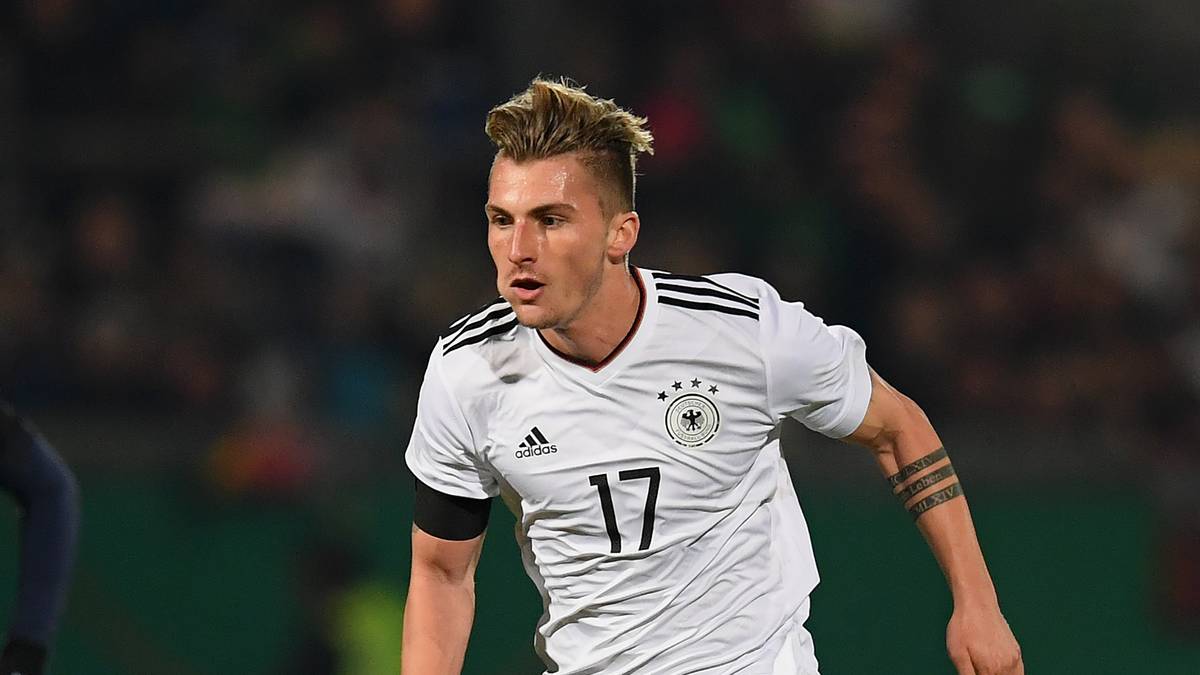 MAXIMILIAN PHILIPP: In der 33. Minute mit Großchance, die er kläglich vergab. In der 73. Minute mit noch besserer Chance, verzog aber erneut. Der Neu-Dortmunder scheiterte kurz darauf auch per Gewaltschuss. Hätte das Spiel in der regulären Spielzeit entscheiden können, vielleicht sogar müssen - SPORT1-Note: 3,5