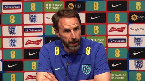 Die Manchester-City-Spieler der englischen Nationalmannschaft haben sich den Three Lions angeschlossen. Trainer Gareth Southgate erklärte, dass die Triple-Sieger jetzt wieder Vollgas geben müssen.