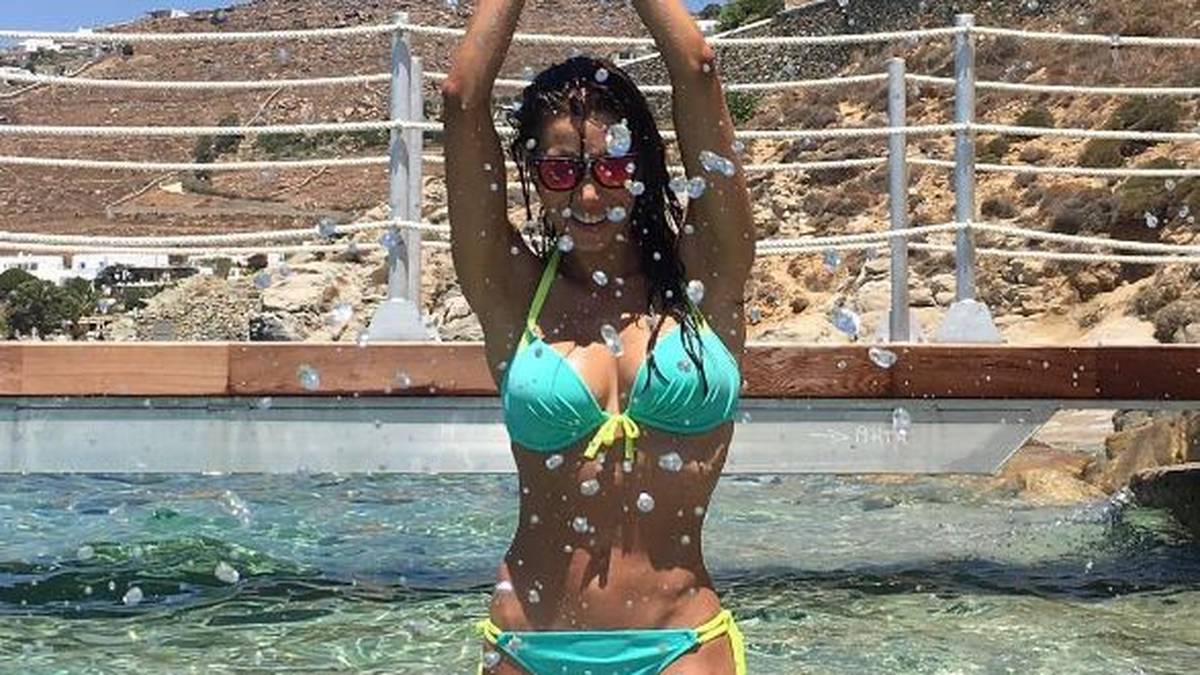 Die spanische Moderatorin Pilar Rubio lässt Männerherzen höher schlagen. Ihr Herz aber schlägt nur für einen: Sergio Ramos