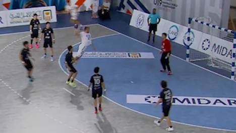 Deutschlands Jugendnationalmannschaft ist erfolgreich in die U19-Weltmeisterschaft gestartet. Gegen Außenseiter Uruguay hatte das Team von Cheftrainer Erik Wudtke keine Mühe und siegte mit 39:22. Alle Spiele der Handball-WM der U19 gibt’s im Livestream bei Handball Globe TV auf SolidSport.
