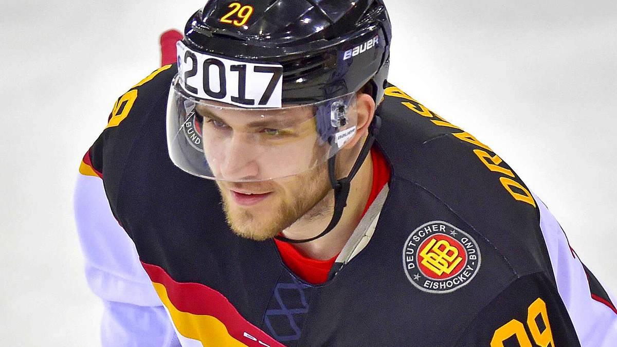 Der Jungstar von den Edmonton Oilers erzielte zwar bisher erst einen Treffer, ist aber als größter Name im Team immer auch ein Fokuspunkt der Gegner. Der Sohn des Ex-Nationalspielers Peter Draisaitl ist als Spielgestalter auch ein Hauptgrund für das bei dieser WM richtig starke Power Play (knapp 26 Prozent Erfolgsquote)