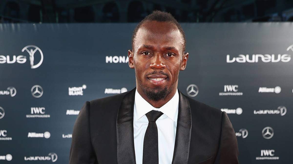 Auch der schnellste Mann der Welt Usain Bolt ist extra nach Monaco gereist. Im eleganten Anzug macht der achtmalige Olympiasieger eine gute Figur und ist Favorit auf einen der begehrten Preise