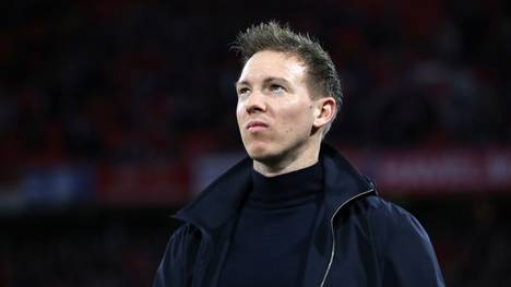 MUNICH, GERMANY - FEBRUARY 09: Julian Nagelsmann, Head Coach of RB Leipzig looks on prior to the Bundesliga match between FC Bayern Muenchen and RB Leipzig at Allianz Arena on February 09, 2020 in Munich, Germany. (Photo by Alex Grimm/Bongarts/Getty Images)
