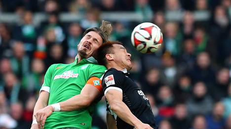 SV Werder Bremen-1. FSV Mainz 05-Bundesliga-Sebastian Prödl-Shinji Okazaki