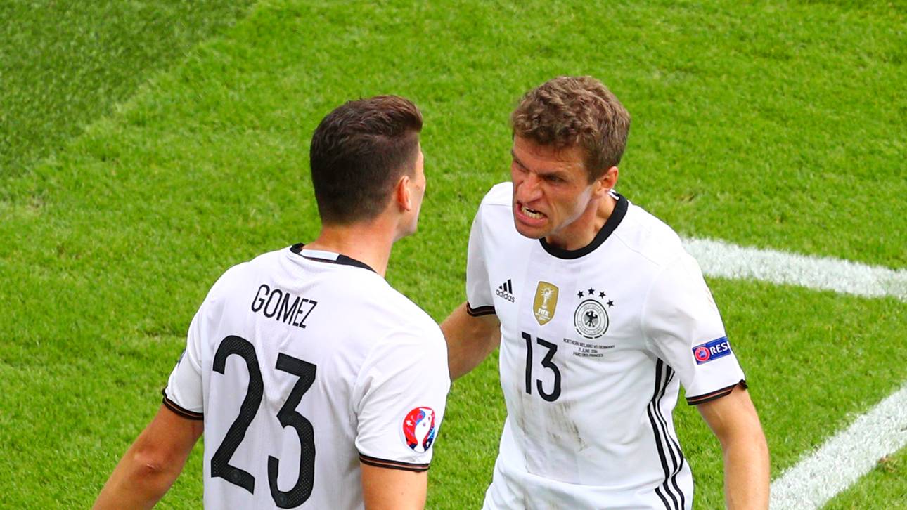 Müller will mehr Stürmer wie Gomez