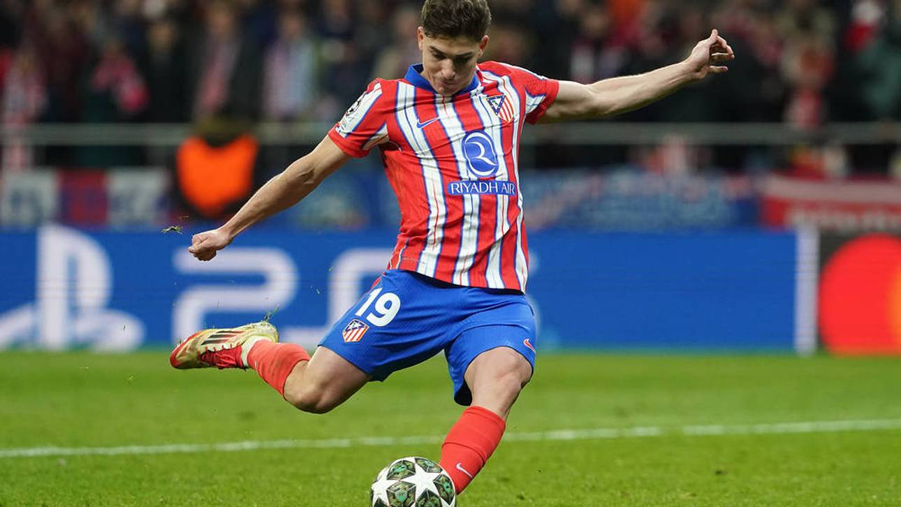 Julián Álvarez rutsch beim Anlauf weg