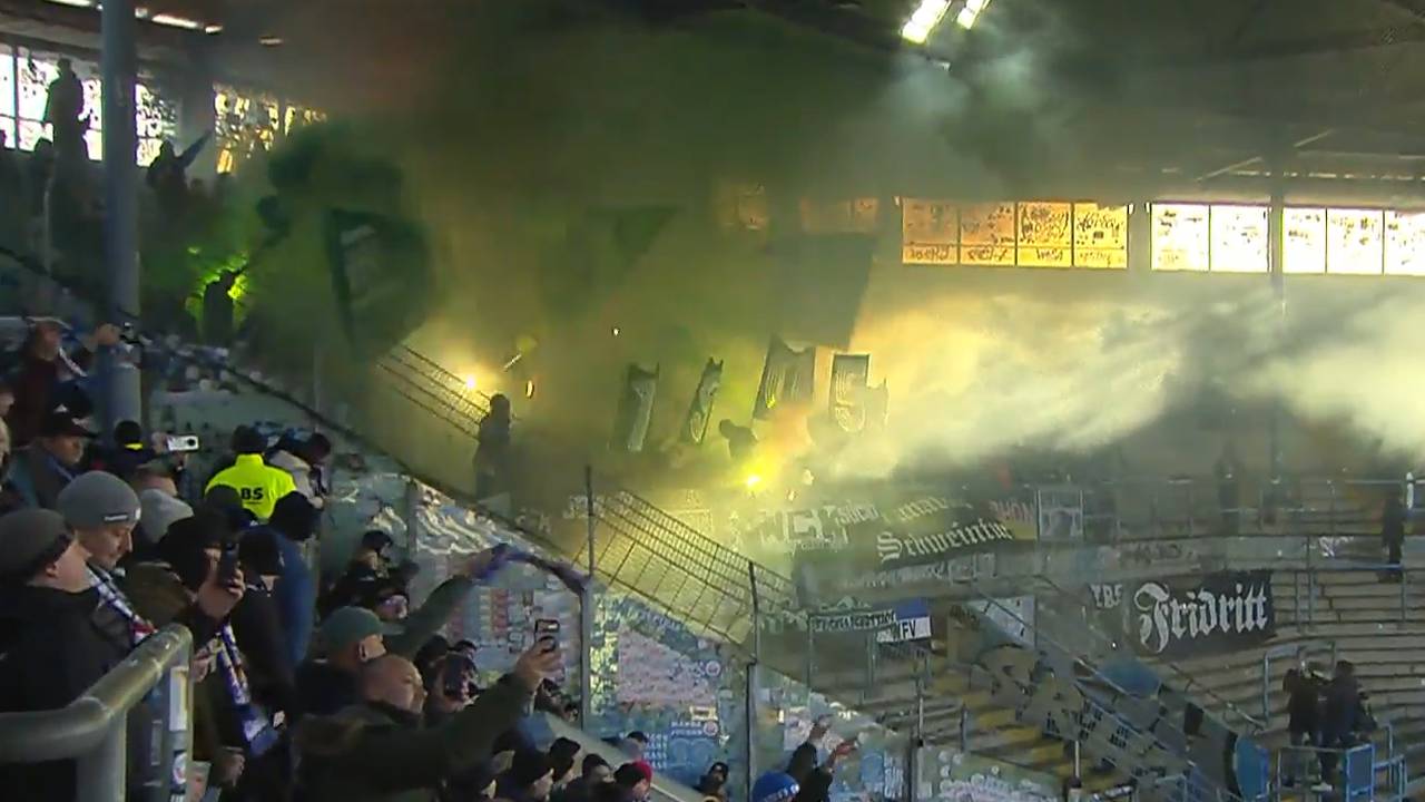 Pyro-Show in Liga 3! Das könnte teuer werden I 3. Liga Highlights