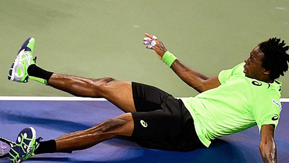 Der Franzose bekommt es nicht hin, den Sack zuzumachen und landet unsanft auf dem Hosenboden