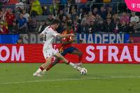 Spaniens Youngster Nico Williams führt seine Mannschaft bei der UEFA EURO 2024 zum Sieg. 