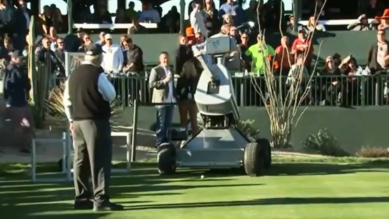 Roboter schlägt Hole-in-One