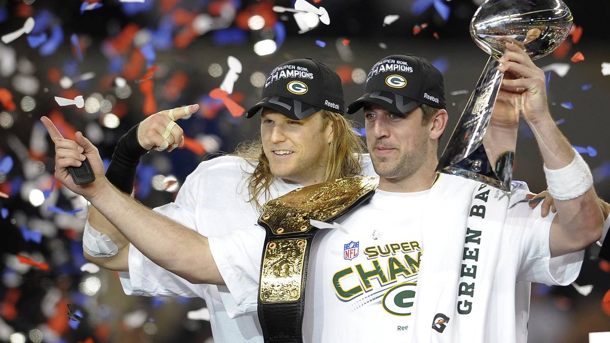 PLATZ 9 - AARON RODGERS: 2008 wird Rodgers der neue Starter der Packers und tritt das schwere Erbe von Brett Favre an. Jedoch schon 2011 gewinnt er mit Green Bay gegen Pittsburgh den Super Bowl und wird MVP des Endspiels. Sechsmal steht er im Pro Bowl und hat bereits zwei MVP-Trophäen im Schrank (2011, 2014)
