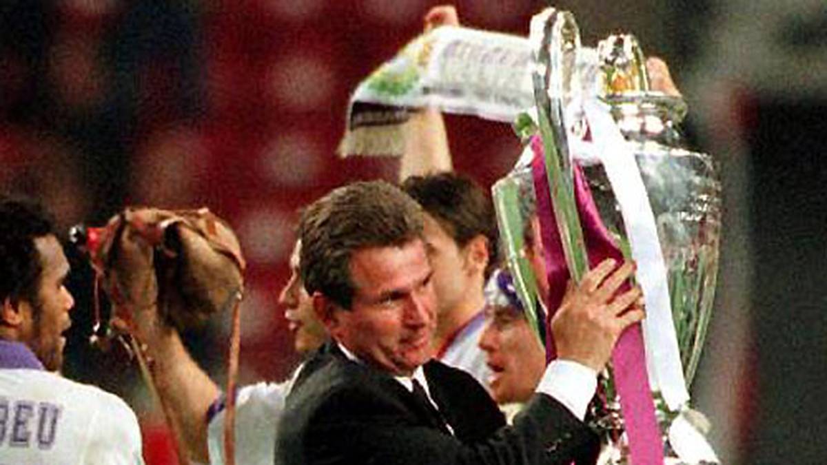 Mit den "Königlichen" gewinnt Heynckes Ende der 90er die Königsklasse: Der Champions-League-Triumph mit Real Madrid ist sein (bisher) größer Erfolg
