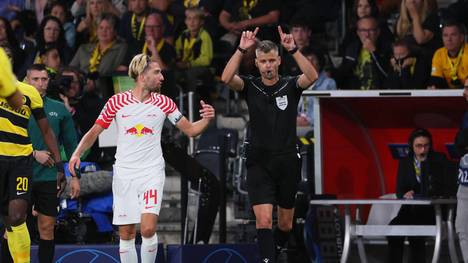 Schiedsrichter Enea Jorgji gab Leipzig trotz VAR-Eingriff keinen Elfmeter