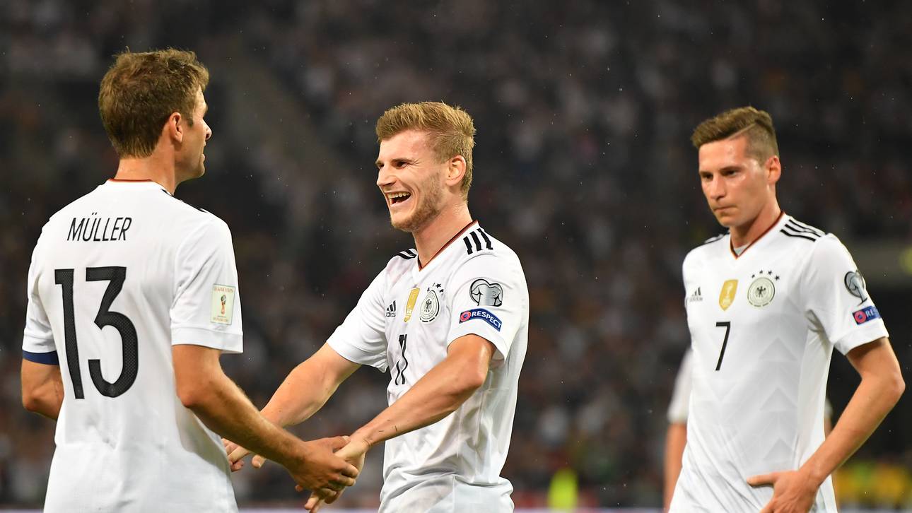 WM ganz nah: DFB-Team mit Torgala