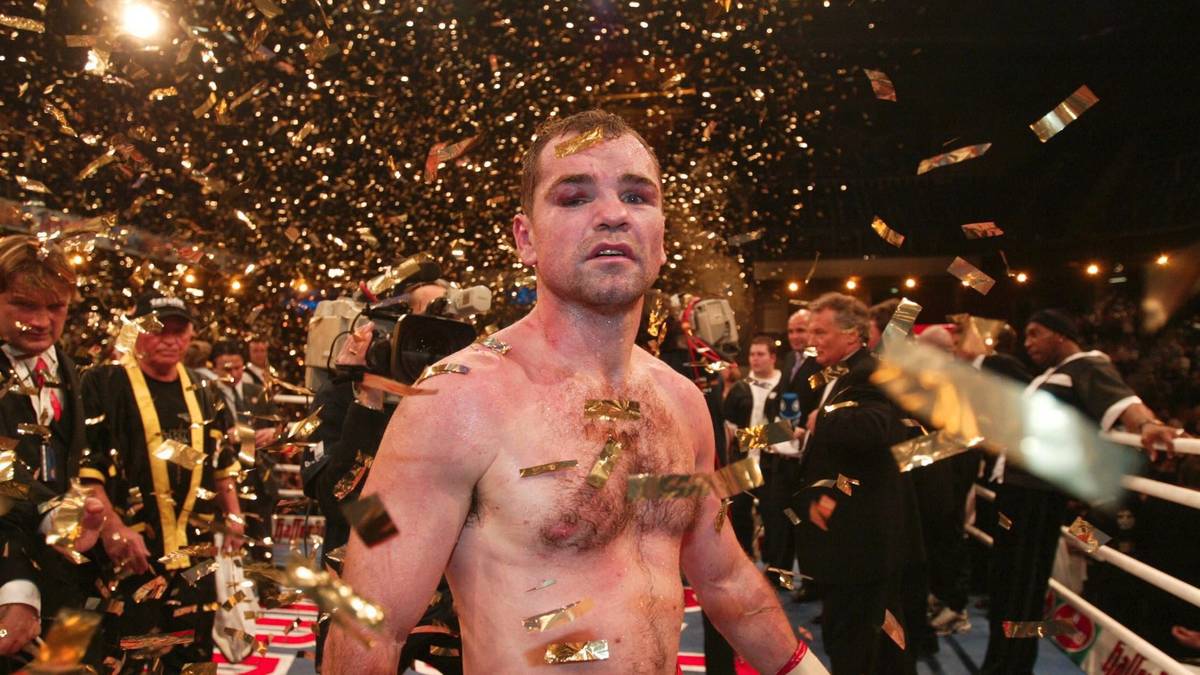 SVEN OTTKE: Der IBF-Weltmeister im Supermittelgewicht beendete seine Karriere mit einem Kampfrekord von 34:0! Auch als Amateur war Ottke überaus erfolgreich, nahm unter anderem dreimal an Olympischen Spielen teil. Als Profi wurde er im achten Kampf Deutscher Meister, gewann später die WM und verteidigte seinen WM-Titel 21-mal – Weltrekord im Supermittelgewicht!